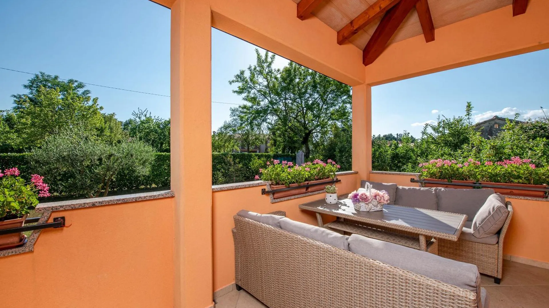 Ferienhaus Davorka In Ruzici Mit Grossem Garten 크로아티아